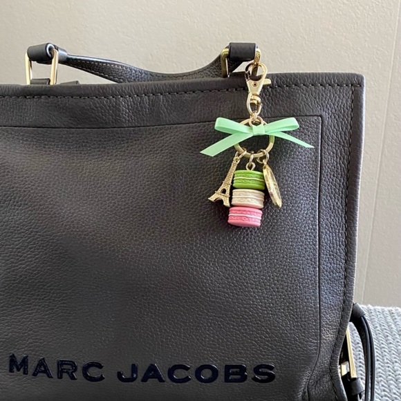 Laduree Macaron Pistachio Purse Charm Keychain - Picture 4 of 4
